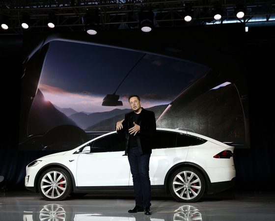 Mettiamo in ginocchio Elon Musk e le azioni Tesla: dalla Germania l'articolo shock